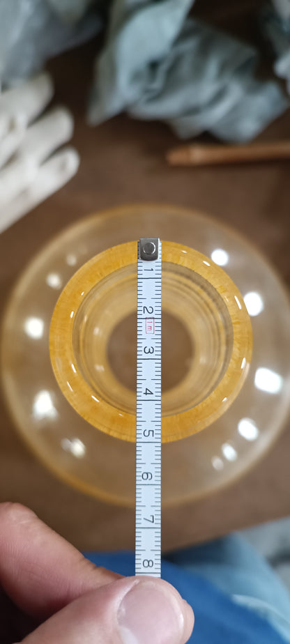 Vaso Âmbar Ondulado em Vidro Soprado