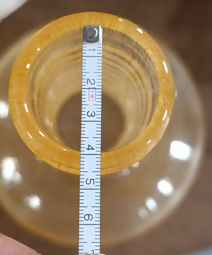 Vaso Âmbar Ondulado em Vidro Soprado