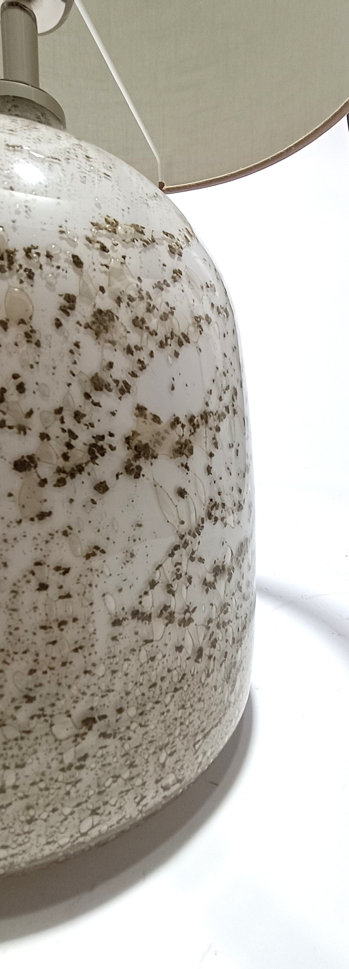 Base de Candeeiro de Mesa Branco Volcano